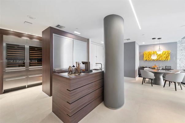 Dining room, Interior, Kitchen, Pendant Lights, Recessed Lighting