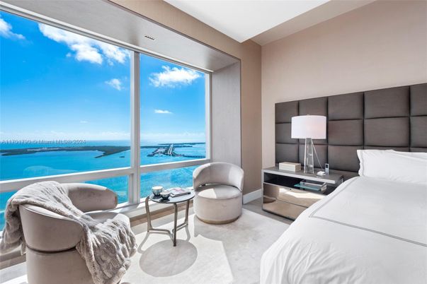 Bedroom, Interior, Water