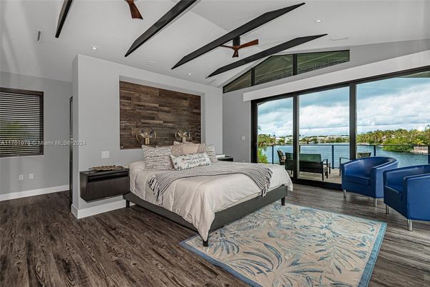 Bedroom, Interior, Recessed Lighting, Water, Wood Texture Flooring