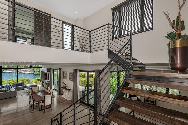Interior, Living room, Water