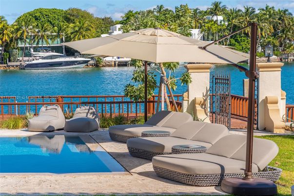 Exterior, Lake, Pool