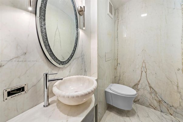 Bathroom, Interior, Marble, Marble Walls