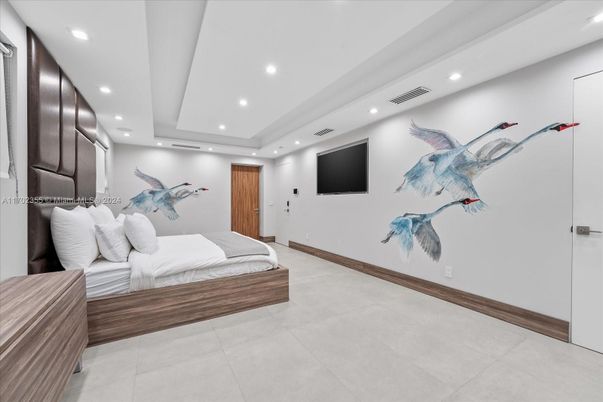 Bedroom, Interior, Recessed Lighting