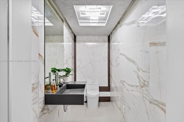 Bathroom, Interior, Marble Walls