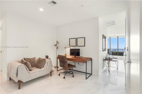 Home Office, Interior, Marble, Recessed Lighting