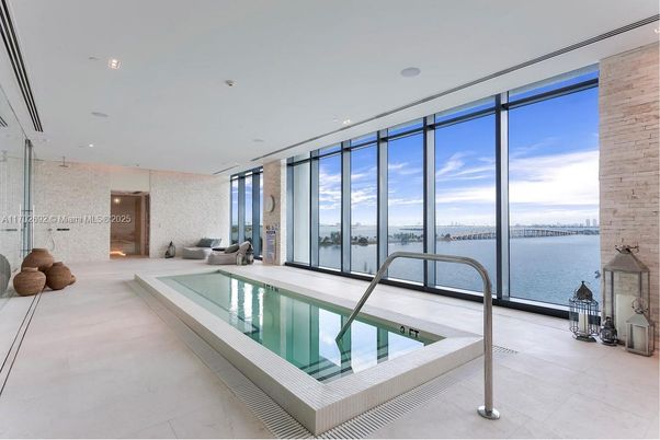 Interior, Pool, Recessed Lighting, Water