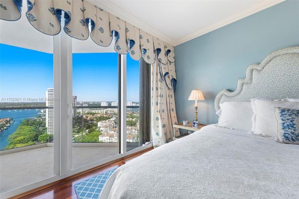 Bedroom, Interior, Water, Wood Texture Flooring