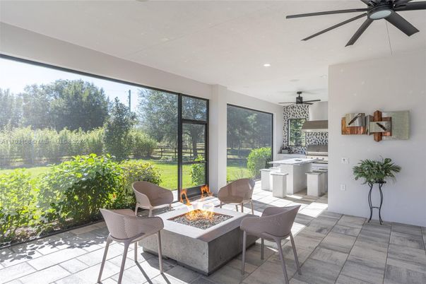 Interior, Recessed Lighting, Sun Room