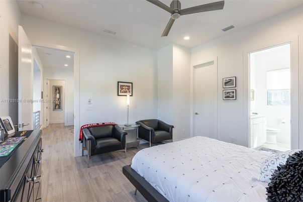 Bathroom, Bedroom, Interior, Recessed Lighting, Wood Texture Flooring