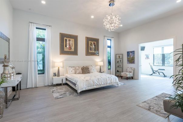 Bedroom, Chandelier, Interior, Recessed Lighting, Wood Texture Flooring