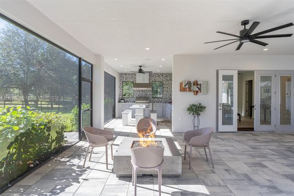 Interior, Recessed Lighting, Sun Room
