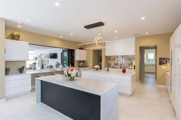Interior, Kitchen, Pendant Lights, Recessed Lighting