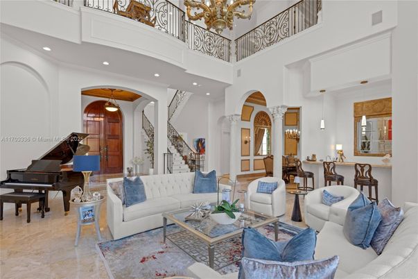 Chandelier, Interior, Living room, Piano, Recessed Lighting