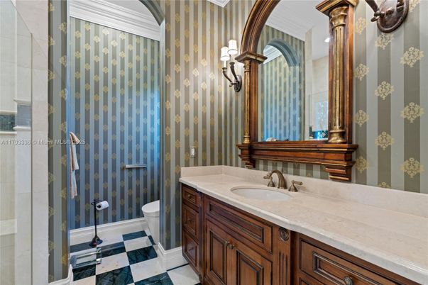 Bathroom, Interior, Tile Countertops