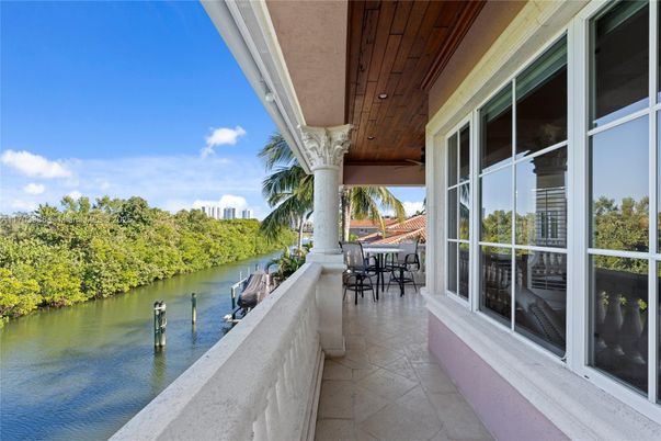 Exterior, Lake, Water