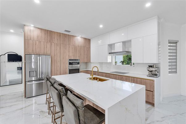 Interior, Kitchen, Marble, Recessed Lighting, Stainless Steel Appliances