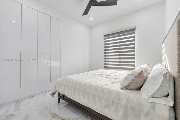 Bedroom, Interior, Marble, Recessed Lighting
