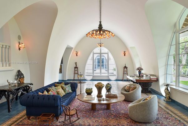 Interior, Living room, Pendant Lights