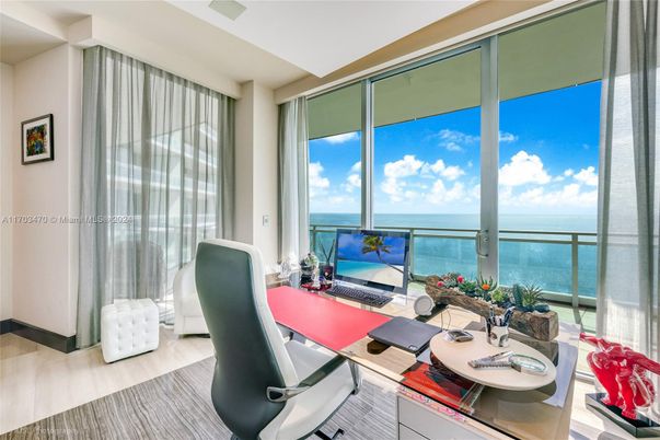 Home Office, Interior, Water