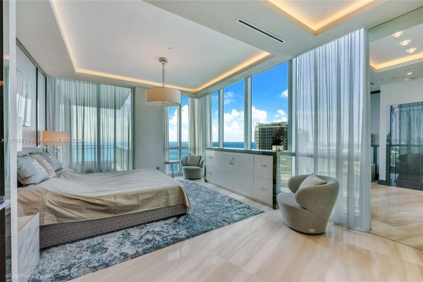 Bedroom, Interior, Pendant Lights, Recessed Lighting