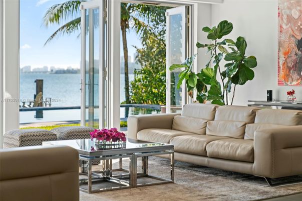 Interior, Living room, Water
