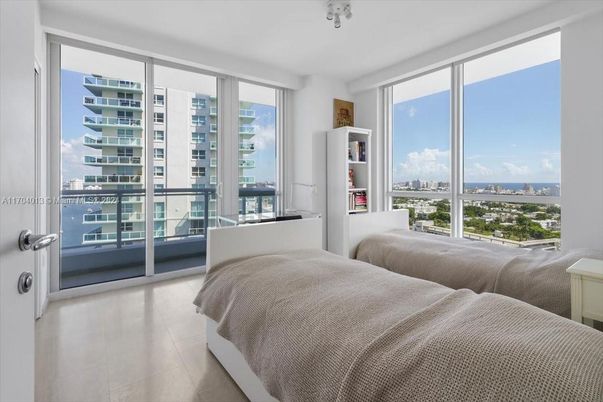 Bedroom, Interior, Water