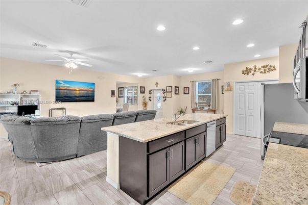 Interior, Kitchen, Living room, Recessed Lighting, Wood Texture Flooring