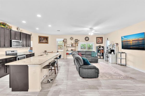 Interior, Kitchen, Living room, Recessed Lighting