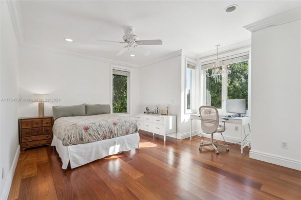 Bedroom, Home Office, Interior, Pendant Lights, Recessed Lighting, Wood Texture Flooring