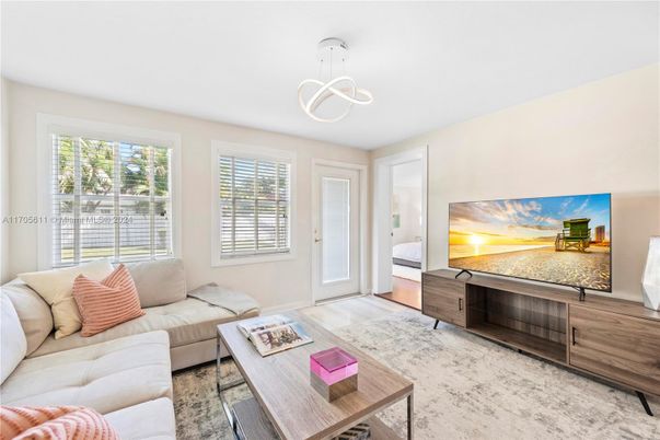 Interior, Living room, Pendant Lights, Wood Texture Flooring