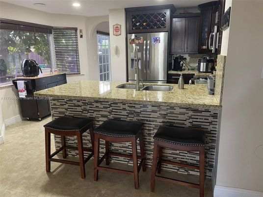 Dining room, Interior, Kitchen, Recessed Lighting