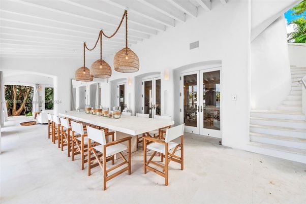 Exterior, Pendant Lights