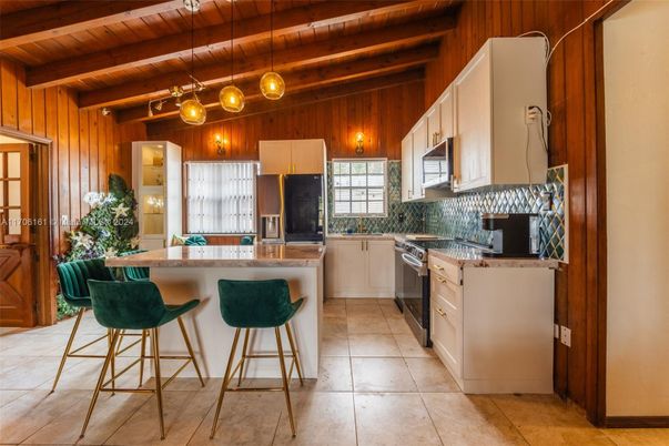 Interior, Kitchen, Pendant Lights, Stainless Steel Appliances, Wooden Beams, Wooden Ceilings, Wooden Walls