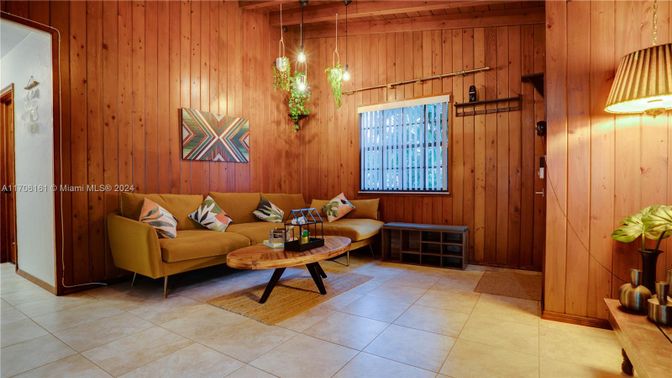 Interior, Living room, Pendant Lights, Wooden Walls