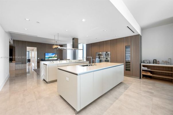 Interior, Kitchen, Pendant Lights, Recessed Lighting