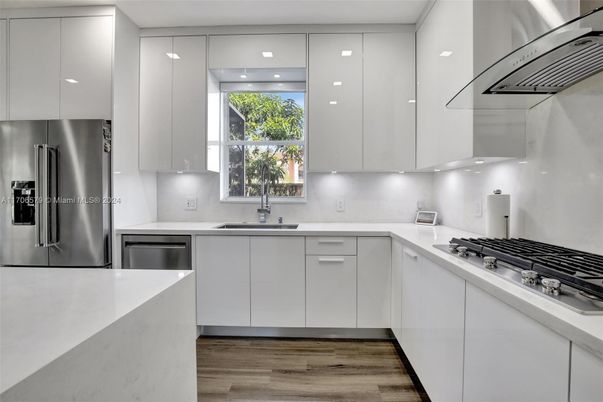 Interior, Kitchen, Recessed Lighting, Stainless Steel Appliances, Wood Texture Flooring