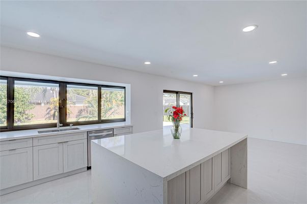 Interior, Kitchen, Recessed Lighting