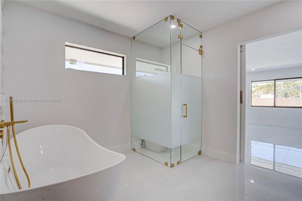Bathroom, Free Standing Baths, Glass Shower, Interior, Recessed Lighting