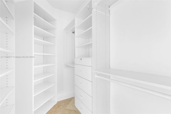 Interior, Walk-in Closets