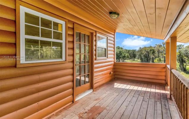 Exterior, Wood Texture Flooring