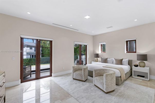 Bedroom, Interior, Living room, Recessed Lighting