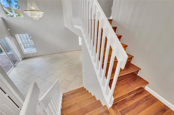 Chandelier, Interior, Wood Texture Flooring