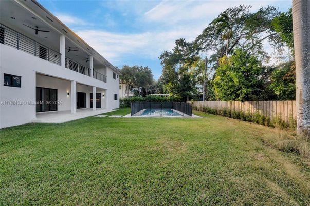Backyard, Exterior, Pool