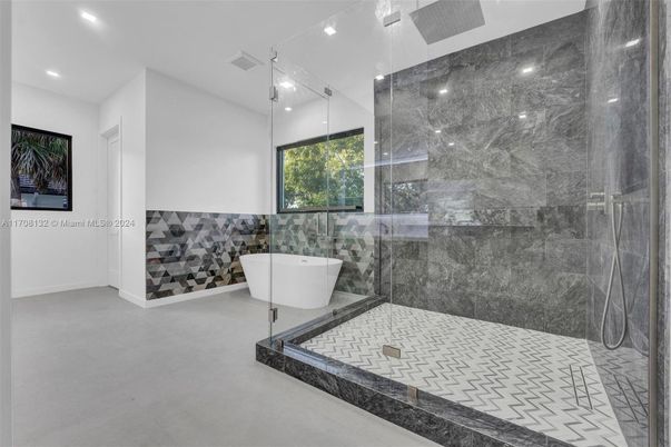 Bathroom, Free Standing Baths, Glass Shower, Interior, Recessed Lighting