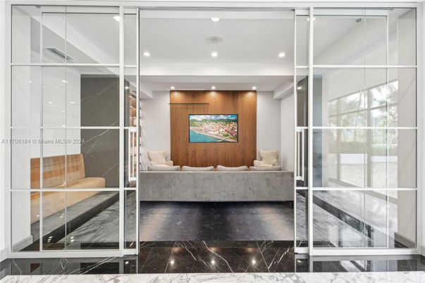 Interior, Marble, Recessed Lighting, Wooden Walls