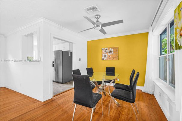 Dining room, Interior, Wood Texture Flooring
