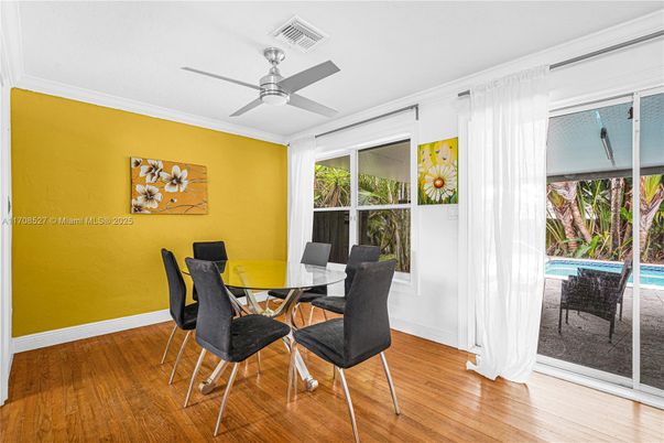 Dining room, Interior, Wood Texture Flooring