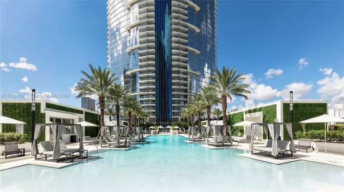 Exterior, Facade, Pool, Condo Building