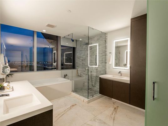 Bathroom, Dual Sink Vanities, Glass Shower, Interior, Recessed Lighting