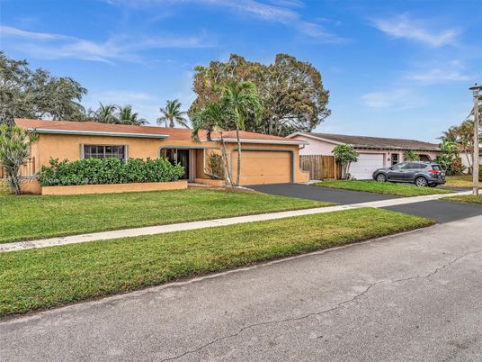 Attached, Backyard, Exterior, Facade, Ranch